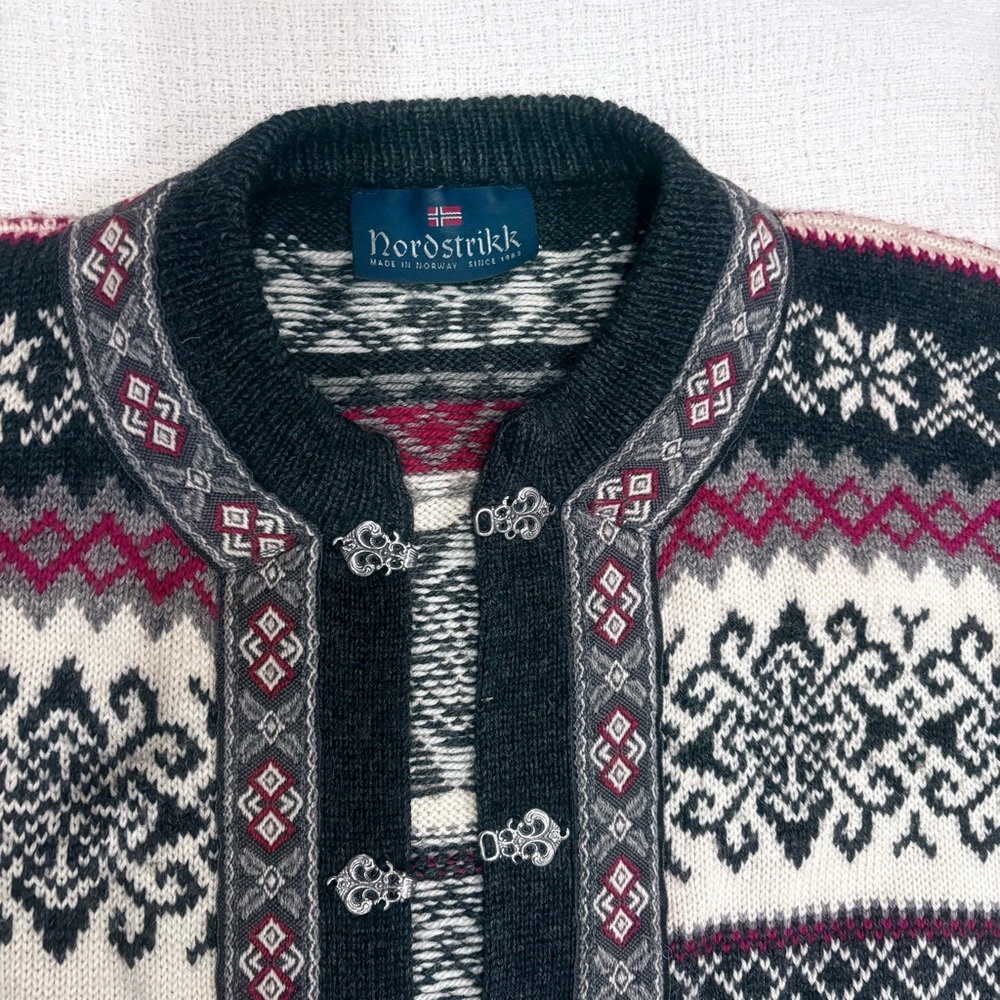 Vintage virgin wool Nordic Fair Isle sweater XL